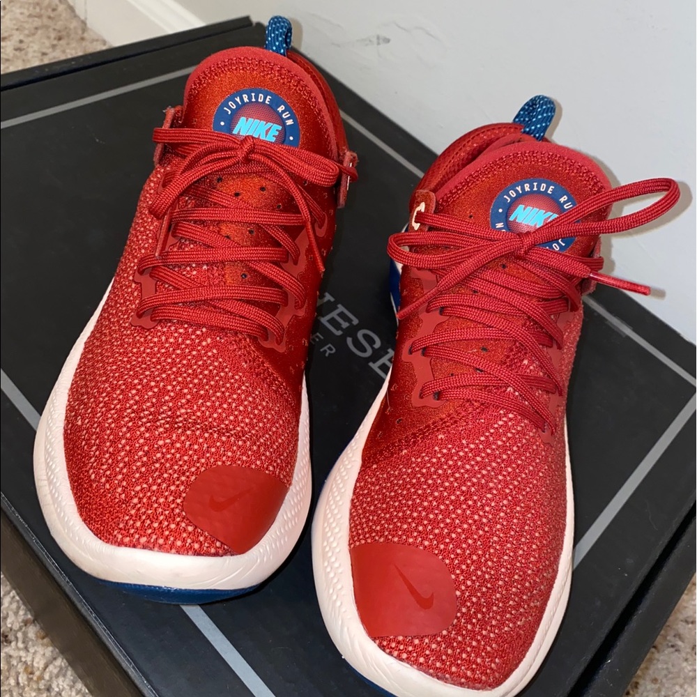 Women’s Nike Joyrides (Cinnabar)